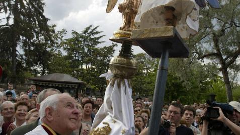 Pamplona recibe este lunes por la tarde al Ángel de Aralar