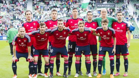 Alineación de Osasuna contra el Elche.