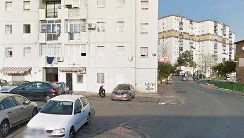 Herida una mujer con lesiones de arma blanca en una pelea ocurrida en Málaga