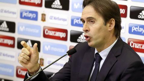 César Azpilicueta, Nacho Monreal y Javi Martínez, convocados por Lopetegui