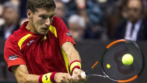 Djokovic y Troicki ponen a España al borde del adiós