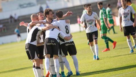 El Tudelano remonta a base de golazos El Tudelano remonta a base de golazos