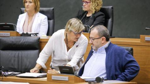 Marisa De Simón y Jose Miguel Nuin en el Parlamento