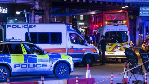Otras treinta personas han resultado heridas en dos ataques, perpetrados en el puente de Londres y el mercado de Borough