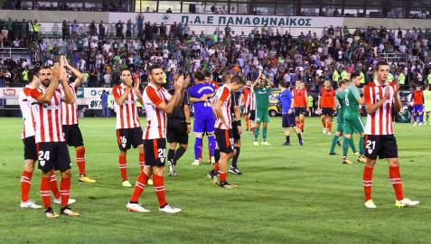 Un Athletic dormido remonta dos goles en Grecia gracias a Aduriz y Muniáin