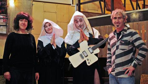 Los navarros Segunsurja se estrenan hoy en el café-teatro de la ENT