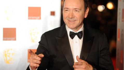 Van Morrison y Kevin Spacey, en la Orden del Imperio británico