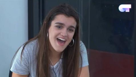La navarra Amaia Romero prepara la canción para la segunda gala de OT