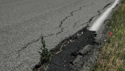 Las carreteras secundarias empiezan a sufrir la falta de inversiones