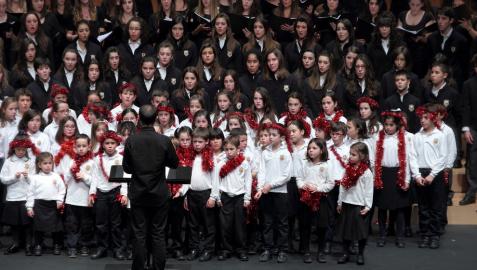 La Pamplonesa y los benjamines del Orfeón cantan a la Navidad La Pamplonesa y los benjamines del Orfeón cantan a la Navidad