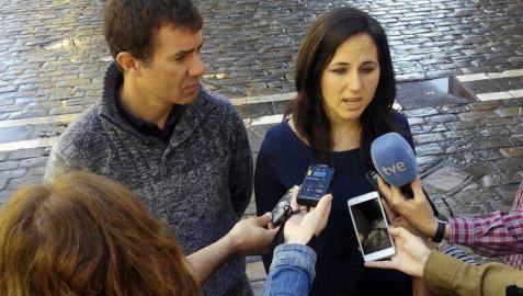 Podemos pide en el Congreso la suspensión de la licitación de los tramos navarros del TAV