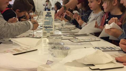 Segundo día en Expofamily Este fin de semana se celebra en Baluarte la segunda edición de la feria de la familia Expofamily con multitud de talleres y actividades para niños y mayores.