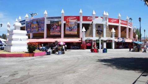 Guillermo Hermoso de Mendoza se va de vació de la feria de Texcoco en Mexico