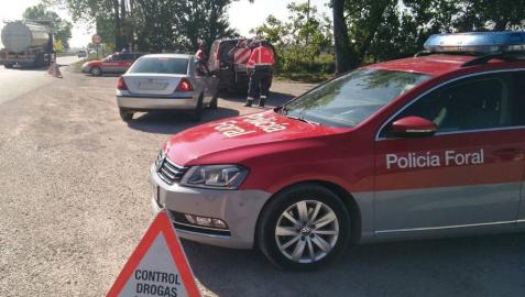Imagen del control de la Policía Foral en Valtierra.