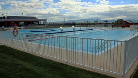 Milagro inaugura sus piscinas tras una inversión de 2,5 millones de euros