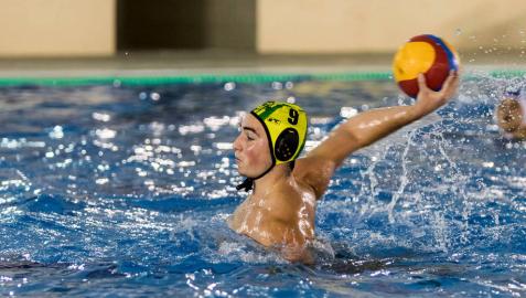 Waterpolo Navarra, todo igual a falta de dos jornadas