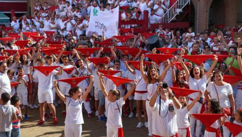 La localidad ribera comenzó este sábado su semana festiva