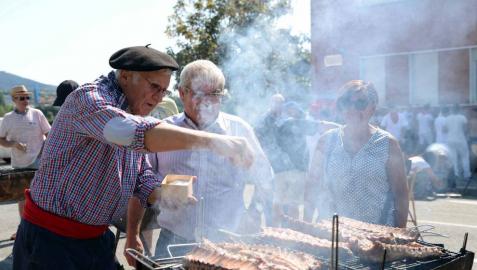 Público de todas las edades llenó El Ferial en el día grande de las fiestas de Huarte