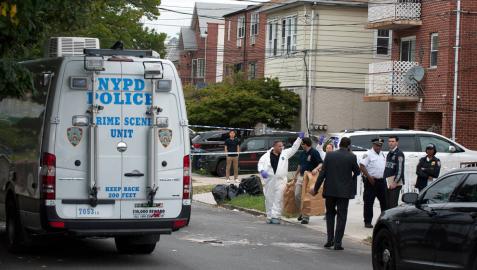 Tres bebés y dos adultos, apuñalados en una guardería en Nueva York