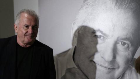 Víctor Manuel edita sus memorias 'Antes de que sea tarde'