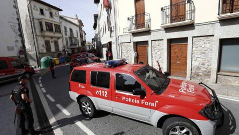 Los detenidos por el crimen de Cáseda declaran en el Juzgado de Aoiz con un gran dispositivo policial