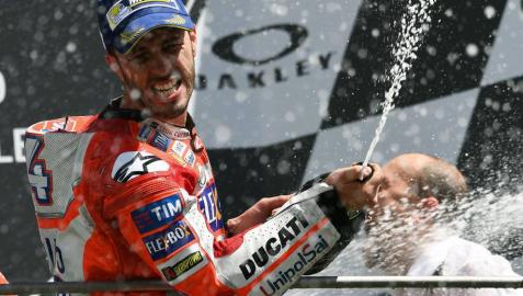 Dovizioso reina en Mugello y Viñales concluye segundo