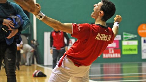 Altuna, primer finalista en el Navarra Arena