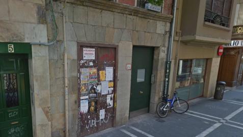 Local de la calle San Antón, 7, en Pamplona, donde estará el aparcamiento de bicicletas.