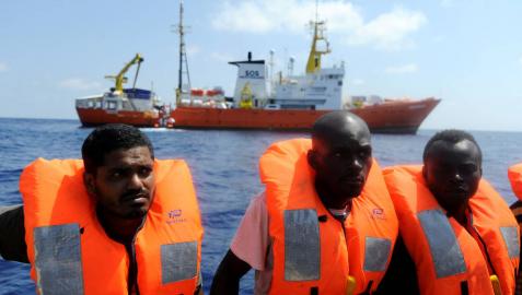 Portugal acuerda con España y Francia acoger a inmigrantes del Aquarius