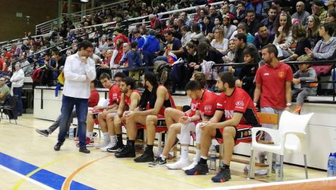 El Basket Navarra pierde en casa, pero el salva el 'basket average'