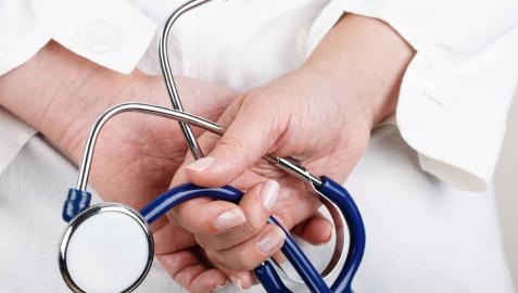 250 médicos salen al extranjero en los últimos 5 años a trabajar y formarse