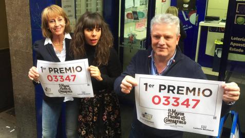Fotos de Pamplona, Tudela y Fitero, donde ha dejado premios el sorteo de la Lotería de Navidad 2018 en Navarra.
