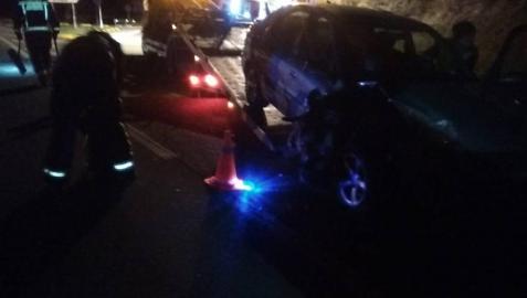 Colisión entre dos coches en Murugarren.