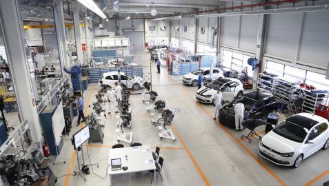 VW invertirá 1.000 millones y creará unos 450 empleos en Landaben hasta 2019