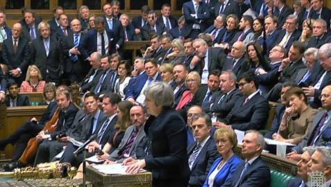 El Parlamento británico rechaza el acuerdo de May con la UE para el Brexit El Parlamento británico rechaza el acuerdo de May con la UE para el Brexit
