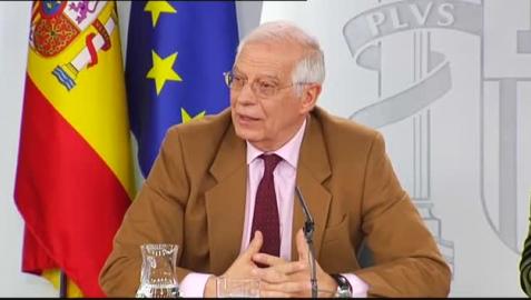 Borrell pide a Maduro como