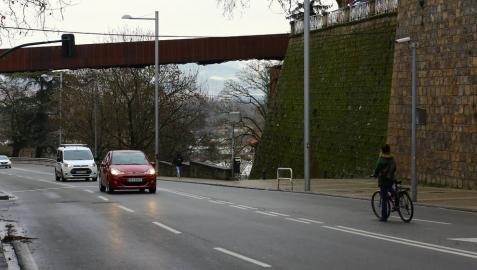 Los autores de la pasarela niegan las patologías que denuncia el informe
