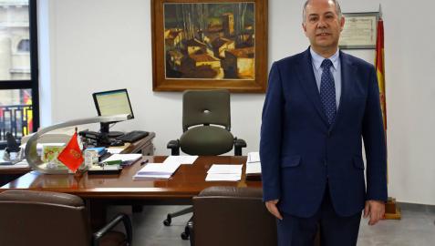 El director provincial de la Inspección de Trabajo y SS, Guillermo Dachary Pagola, en su despacho.
