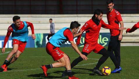 Osasuna juega con 12 en Soria