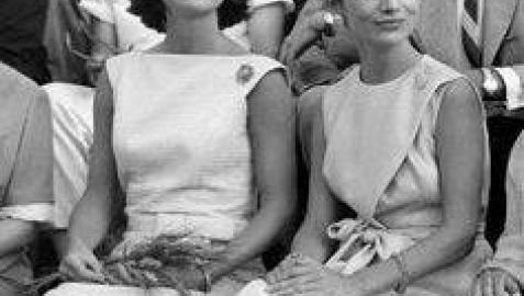 Muere la hermana de Jackie Kennedy, su gran apoyo y un icono de la moda