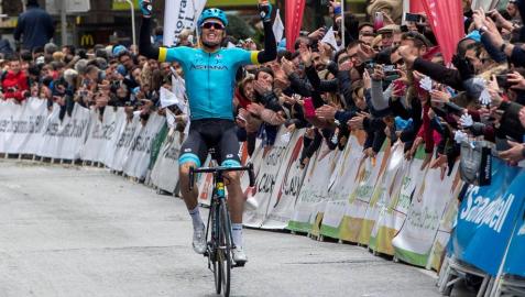 Luis León Sánchez gana la cuarta etapa del Tour de los Alpes