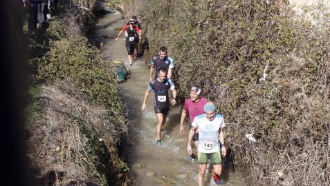Imágenes de la carrera celebrada este domingo, 24 de febrero, en Aibar.