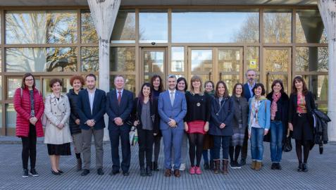 La UPNA y el Gobierno foral crean una Cátedra de Mujer, Ciencia y Tecnología