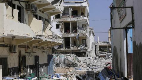 Al menos 25 muertos y 60 heridos en un ataque con camión bomba en Mogadiscio