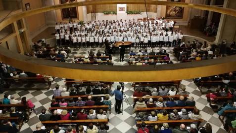 Imagen de uno de los conciertos de la obra 'Per Agrum' celebrados en la parroquia de San Antonio de Pamplona.