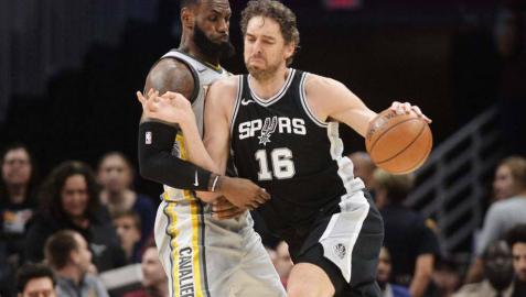 Pau Gasol y Mirotic colaboran en las victorias de Spurs y Pelicans