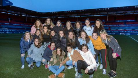 Osasuna Femenino ya pisa El Sadar