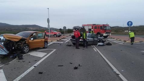 Trasladada una persona al hospital tras un accidente en la NA-122, en el cruce de Arróniz