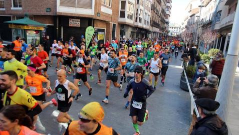 Imágenes de la 'IX Media Maratón Estela Navascués y 10 km Ciudad de Tudela'