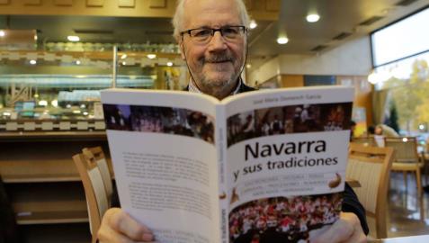 Muere el editor navarro José María Domench